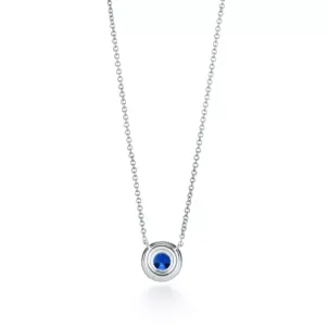 Pendant in Platinum with an Aquamarine and Diamonds