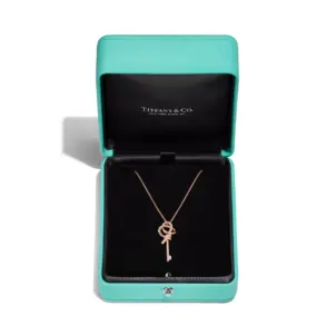 Knot Mini Key Pendant in Rose Gold with Diamonds