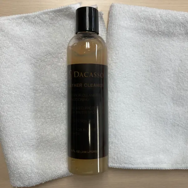 Dacasso 8 oz Leather Cleaner Kit