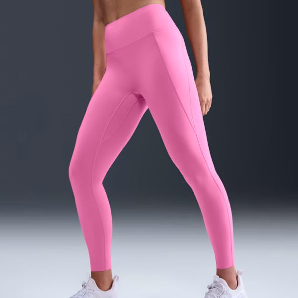 Nike Universa