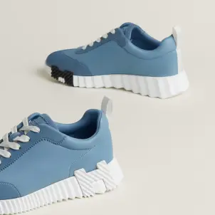 Bouncing sneaker