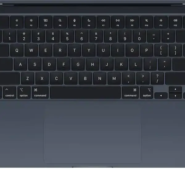 13-inch MacBook Air - Apple M5 chip with 10-core CPU and 8-core GPU - 16GB Memory