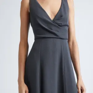 Tess Heathered Crepe Gown