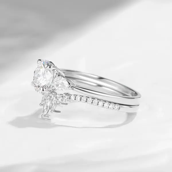 Round Cut Lab Diamond Three-Stone Engagement Ring
