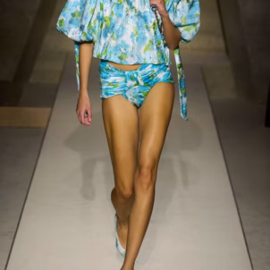 CHLOÉ Ruched floral-print bikini briefs