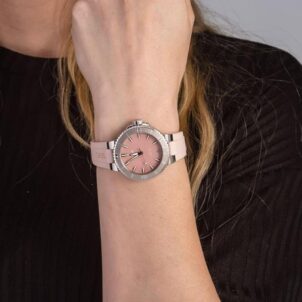 Oris Aquis Date Pink Mother of Pearl Dial Women's Watch