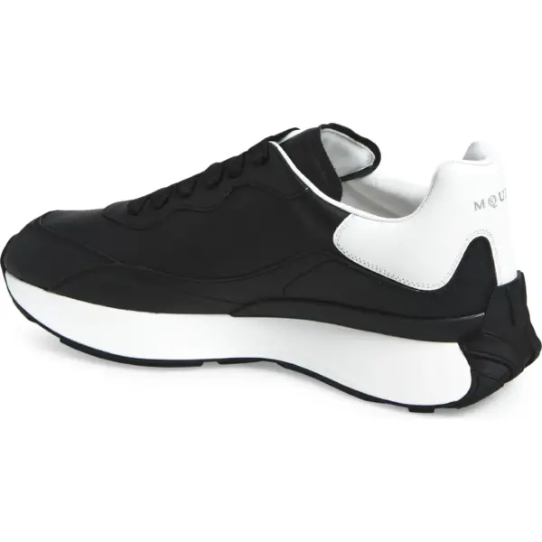 Sprint Runner Sneaker