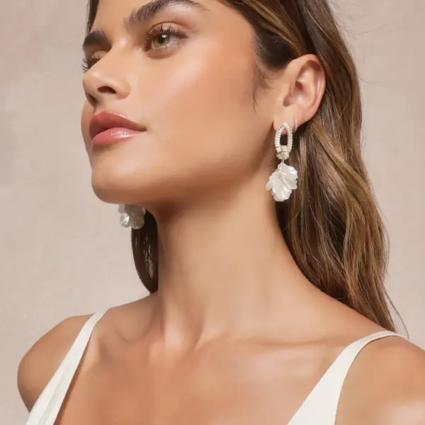 Aphrodite Vibes White Rhinestone Shell Drop Earrings